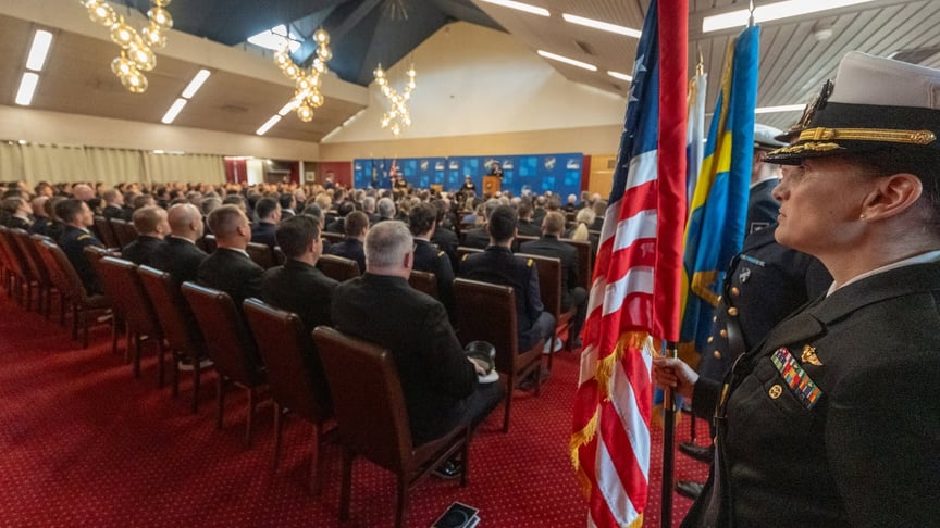Церемонія зміни командування в Об’єднаному морському командуванні НАТО (MARCOM) Ілюстративне фото. Церемонія зміни командування в Об’єднаному морському командуванні НАТО (MARCOM)