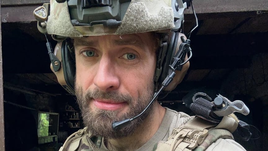 Активіст, засновник видання «Медиазона» та військовий Петро Верзілов