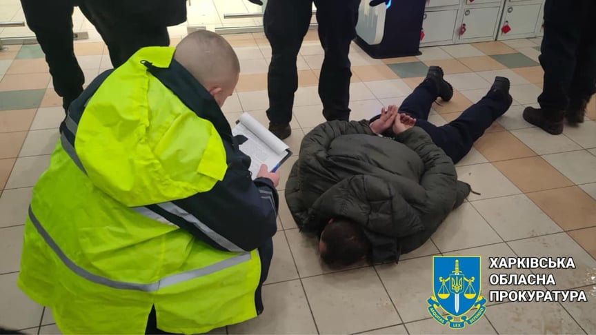 У Харкові затримали шахрая, який за гроші обіцяв дружині загиблого військового «повернути його з полону»