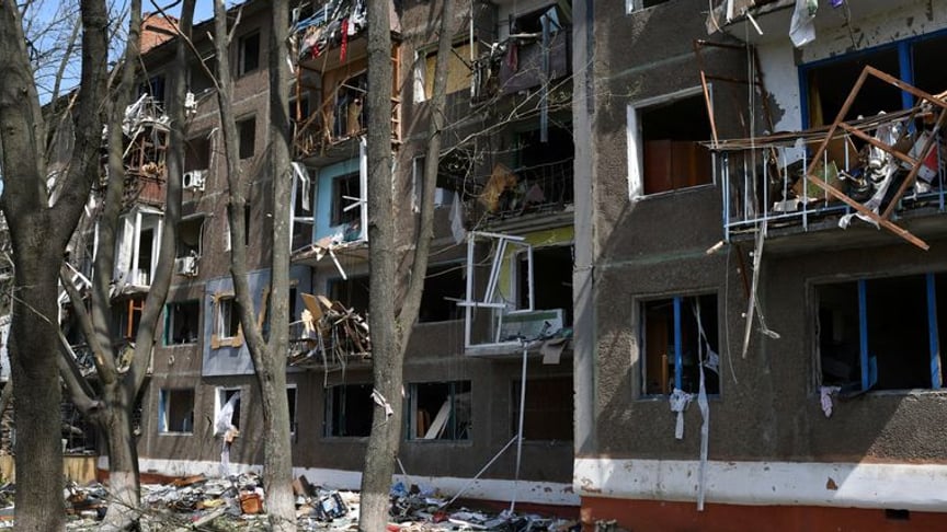 Residential building in Kramatorsk destroyed by night shelling, May 5, 2022