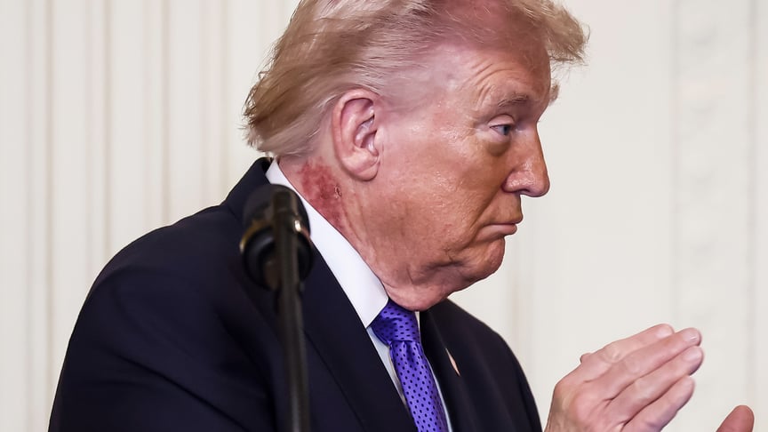 Президент США Дональд Трамп на церемонії вручення Медалей Пошани в Білому домі, 2 березня 2026 року Президент США Дональд Трамп на церемонії вручення Медалей Пошани в Білому домі, 2 березня 2026 року