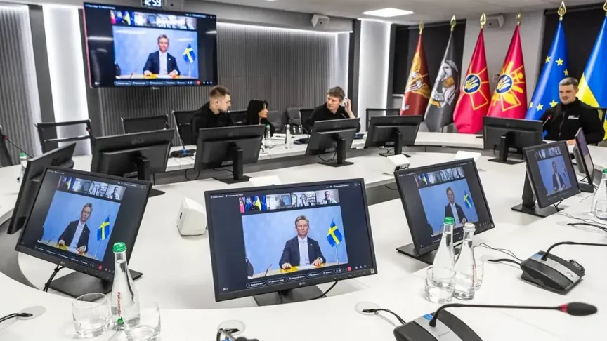 Розмова міністра оборони України зі шведським колегою Полом Йонсоном