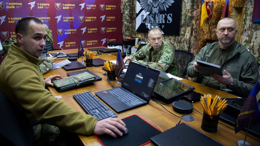 На Александровском направлении освободили уже 12 населенных пунктов — Сырский