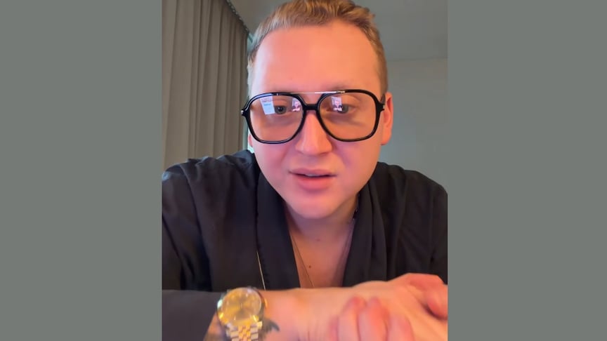 Блогер Олексій Мироненко