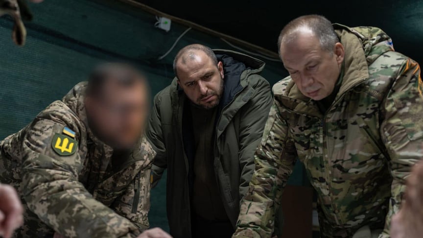 Головнокомандувач ЗСУ Олександр Сирський разом з міністром оборони Рустемом Умєровим