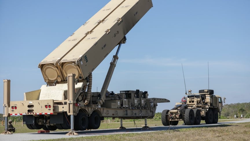 Система запуску гіперзвукової зброї великої дальності (LRHW) під час операції «Удар блискавки» на космічній базі на мисі Канаверал, Флорида, 3 березня 2023 року