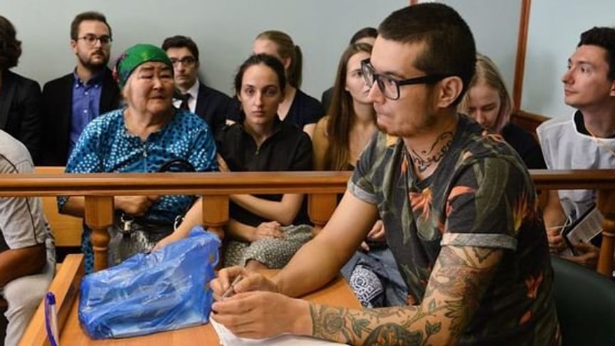 Russian Court Halts Deportation of Journalist Facing Torture in Uzbekistan