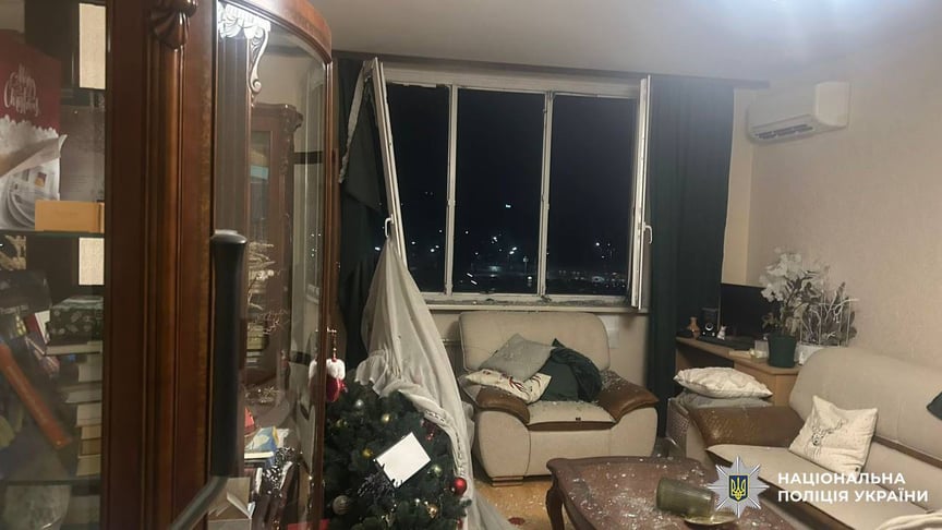 Постраждала квартира в Києві