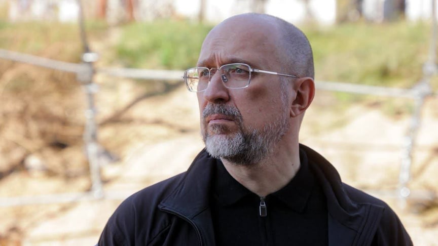Russia shifts to attacks on Ukraine's power lines with new drones, energy minister says