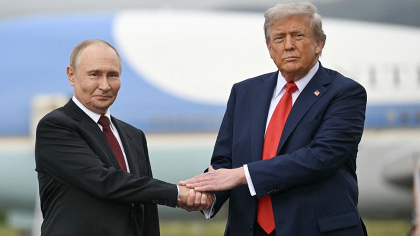 Глава рф володимир путін та президент США Дональд Трамп на Алясці, 15 серпня 2025 року
