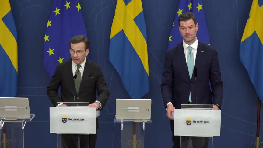 Прем’єр-міністр Швеції Ульф Крістерссон (ліворуч) і міністр міжнародного співробітництва та зовнішньої торгівлі Йоган Форсселл