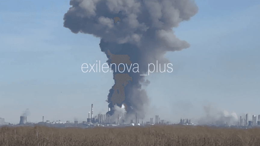 Взрыв на химическом заводе «Нижнекамскнефтехим»