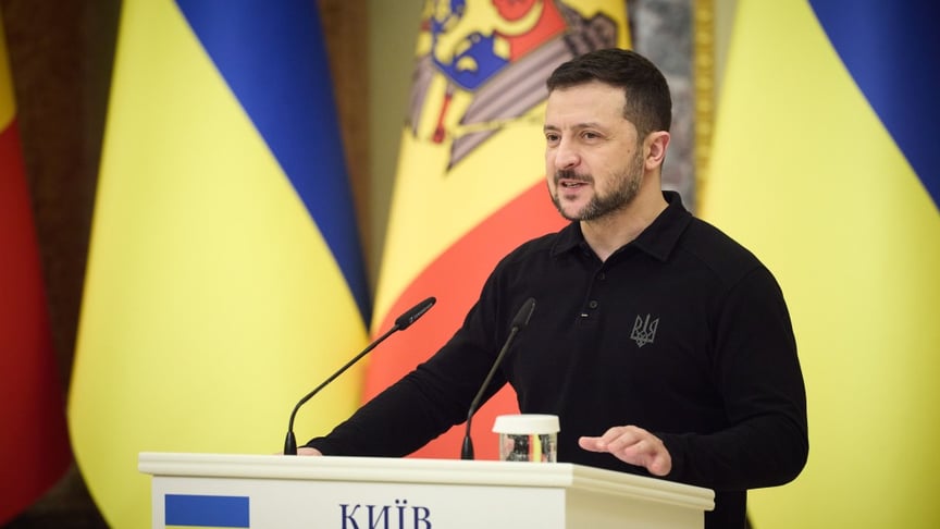 Президент України Володимир Зеленський під час пресконференції із главою Молдови