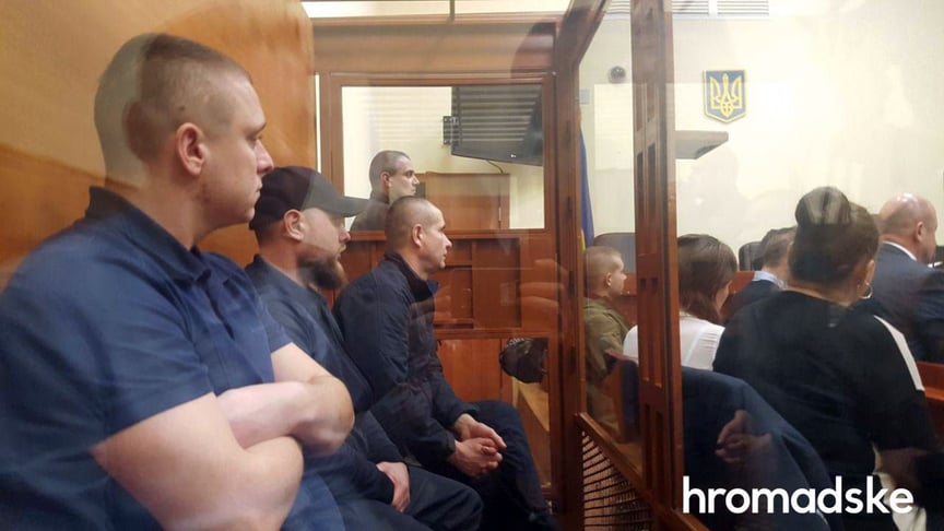 Подозреваемые в убийстве 5-летнего Кирилла Тлявова Дмитрий Кривошей, Иван Приходько, Владимир Петровец в зале суда, Переяслав-Хмельницкий, 26 декабря 2019
