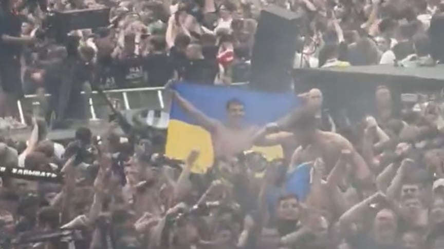 На концерті Макса Коржа у Варшаві поліція затримала десятки людей, зокрема українців На концерті Макса Коржа у Варшаві поліція затримала десятки людей, зокрема українців