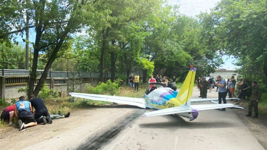 У Малиновському районі Одеси впав літак на Овідіопольській дорозі
