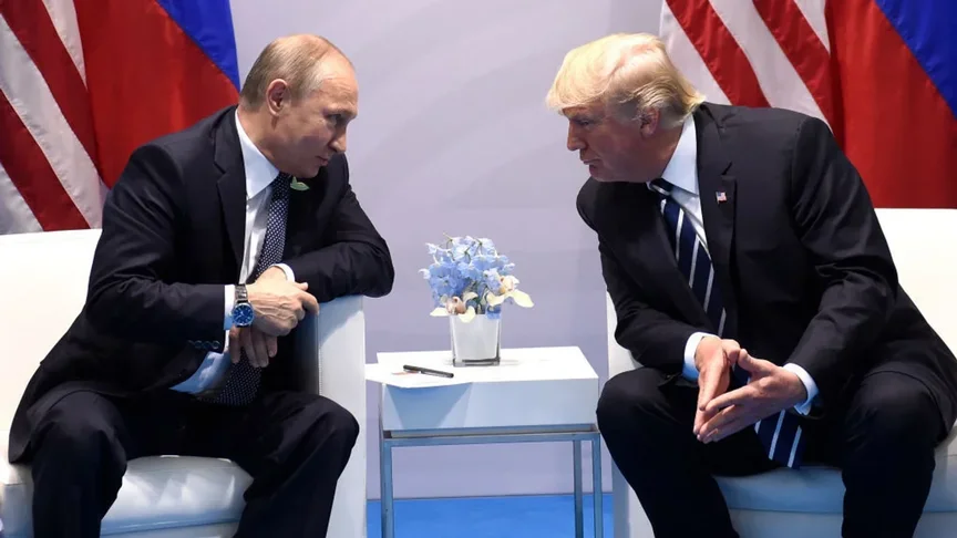 Ілюстративне фото. Переговори президента США Дональд Трампа із російьским колегою володимиром путіним на саміті «Великої двадцятки» у Гамбурзі, 2017 рік Ілюстративне фото. Переговори президента США Дональд Трампа із російьским колегою володимиром путіним на саміті «Великої двадцятки» у Гамбурзі, 2017 рік