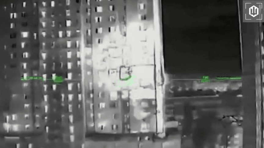 Скриншот из видео, где показывают последствия атаки на ФСБ рф 22 апреля 2026 года