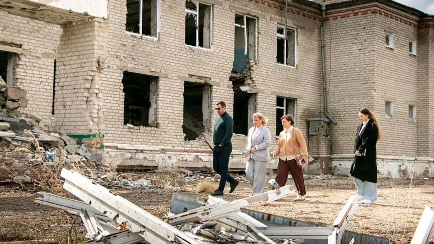 Одна жінка серед очільників громад району. Як Оксана Супрун господарює на деокупованій території