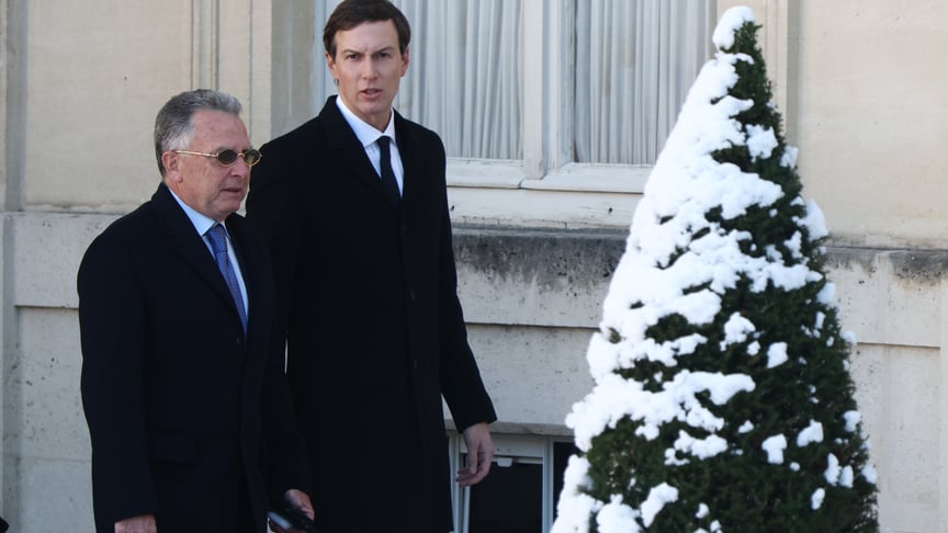 Ілюстративне фото. Представники США Стів Віткофф та Джаред Кушнер у Парижі, Франція, 6 січня 2026 року