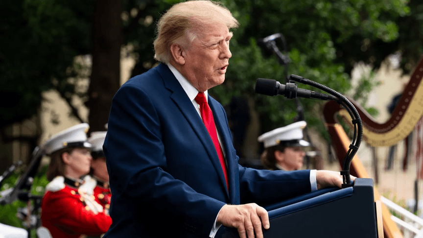 Президент США Дональд Трамп Президент США Дональд Трамп