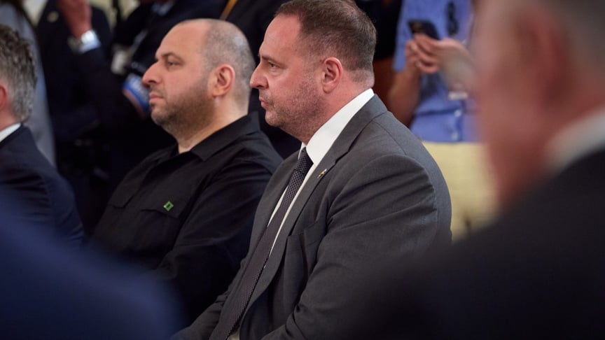Секретар РНБО Рустем Умєров та керівник Офісу президента Андрій Єрмак, які беруть участь у переговорах із представниками США