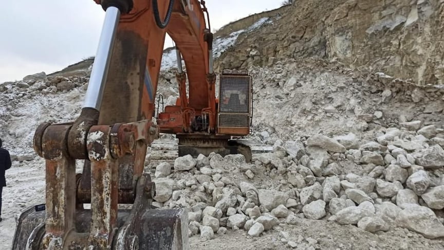 Кар'єр, де незаконно видобували корисні копалини