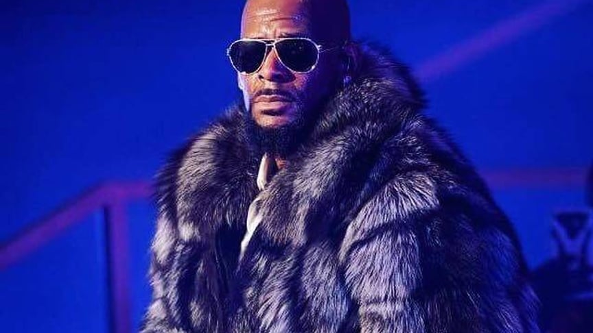 Співак Роберт Сільвестр Келлі, відомий як R Kelly