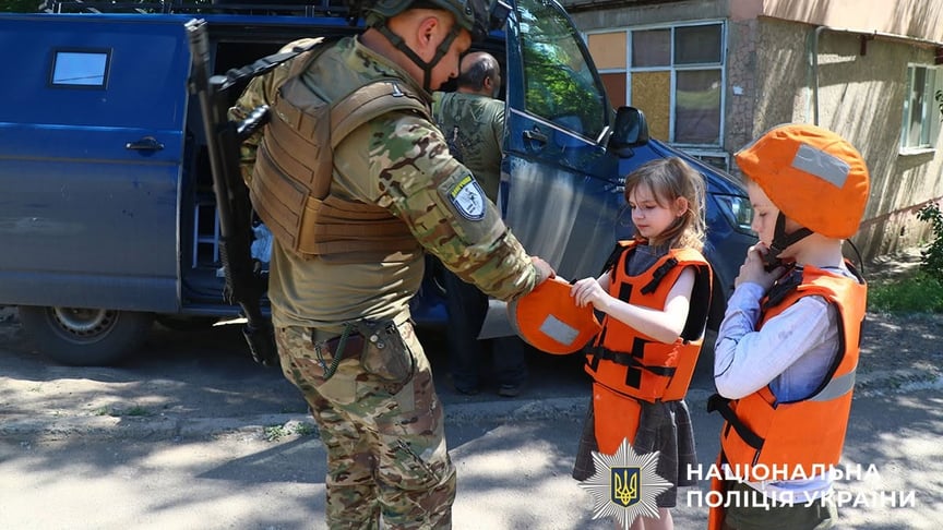 Ілюстративне фото. Евакуація дітей з околиці Слов'янська
