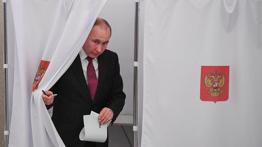 Ілюстративне фото. Лідер росії володимир путін під час голосування на президентських виборах в рф, 2018 рік