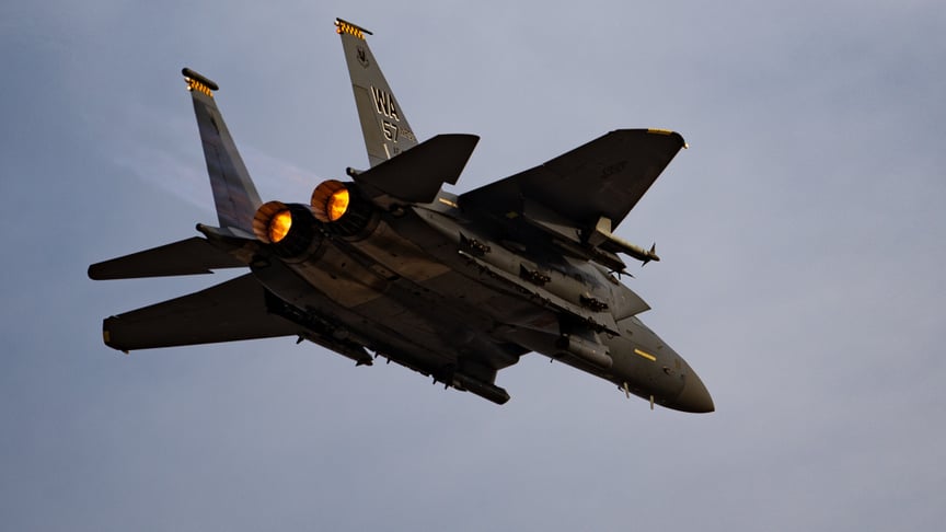 Винищувач F-15