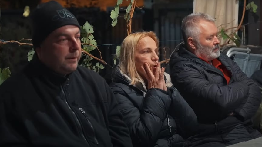 Троє чехів, які сумніваються в реальності війни в Україні