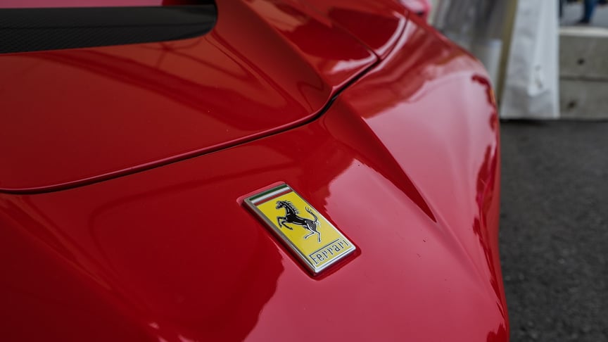 Логотип Ferrari