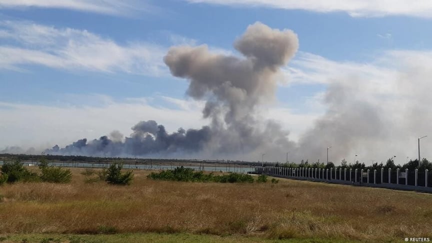 Ukraine calls explosions in Crimea "violation of fire safety rules." Russian Defense Ministry claims sabotage