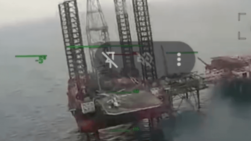 російський гелікоптер Ка-27, який намагався висадитися на бурову платформу в Чорному морі