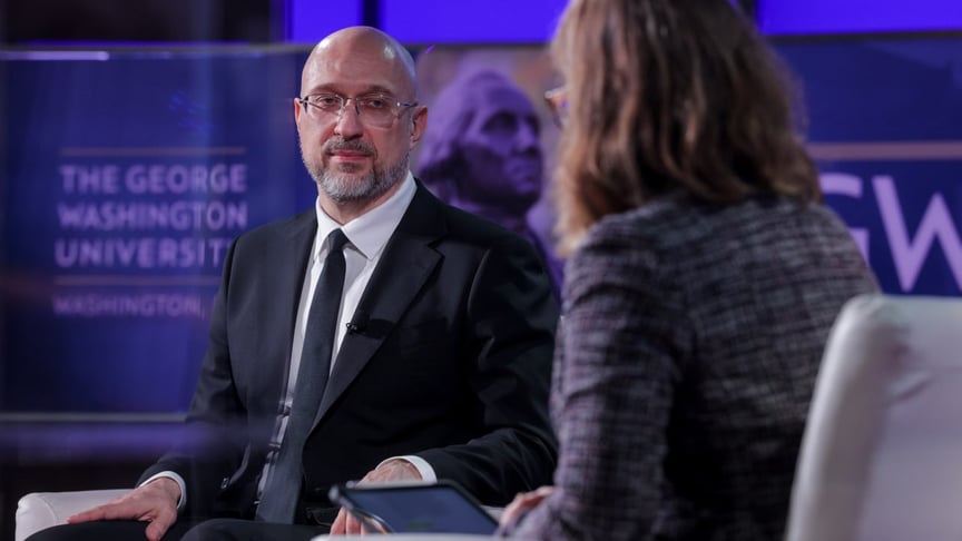 Прем’єр-міністр Денис Шмигаль Прем’єр-міністр Денис Шмигаль