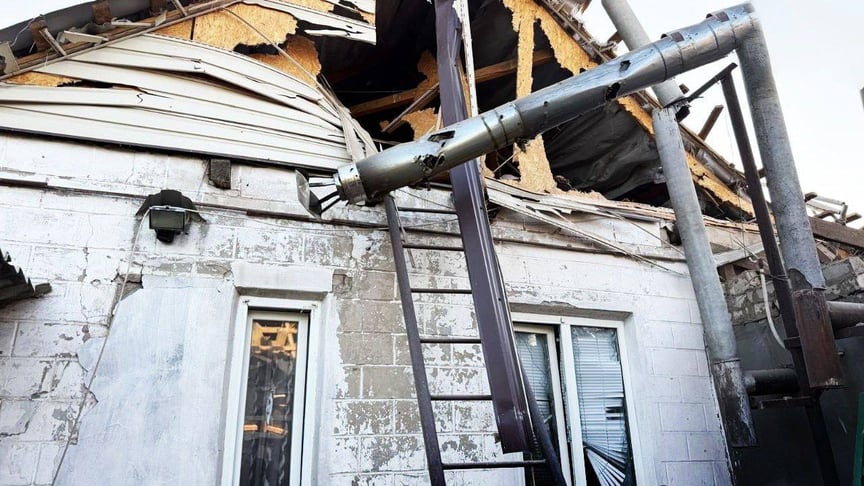 Будинок, пошкоджений унаслідок російської атаки на Запорізьку область Будинок, пошкоджений унаслідок російської атаки на Запорізьку область