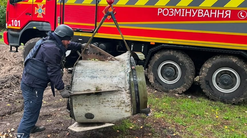 Ukraine receives air defense missiles from allies ‘one or two at a time,’ Zelenskyy says