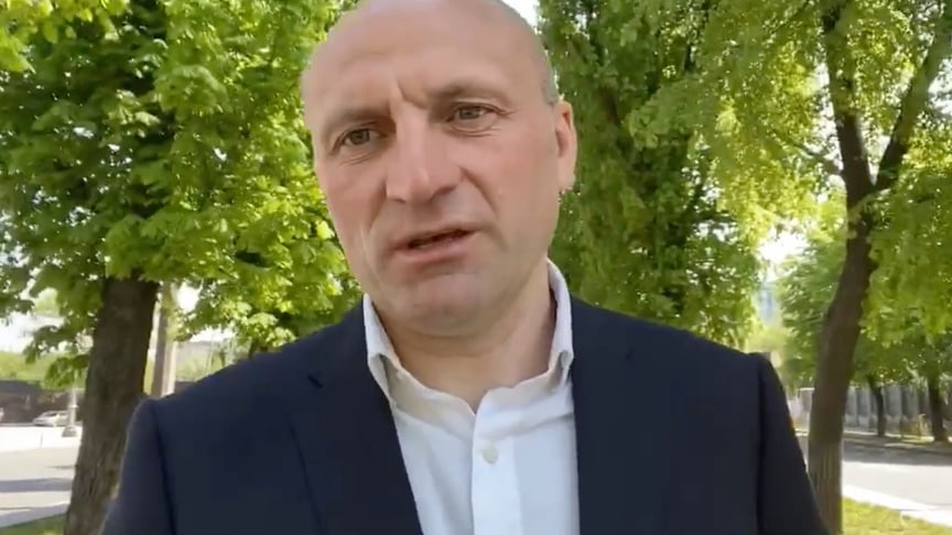 Since speaking to Hromadske, Cherkasy mayor Anatoliy Bondarenko released a Facebook video repeating his stance and calling on Zelenskyy to attack corrupt officials and not city mayors.