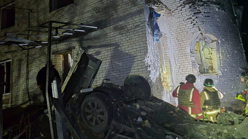 Наслідки російського авіаудару у Сумах