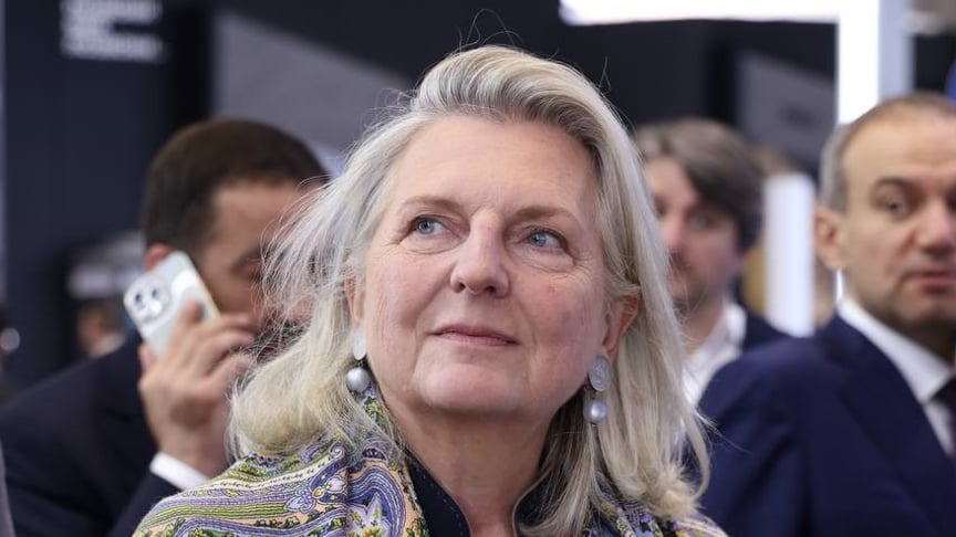 Колишня міністерка закордонних справ Австрії Карін Кнайсль Колишня міністерка закордонних справ Австрії Карін Кнайсль