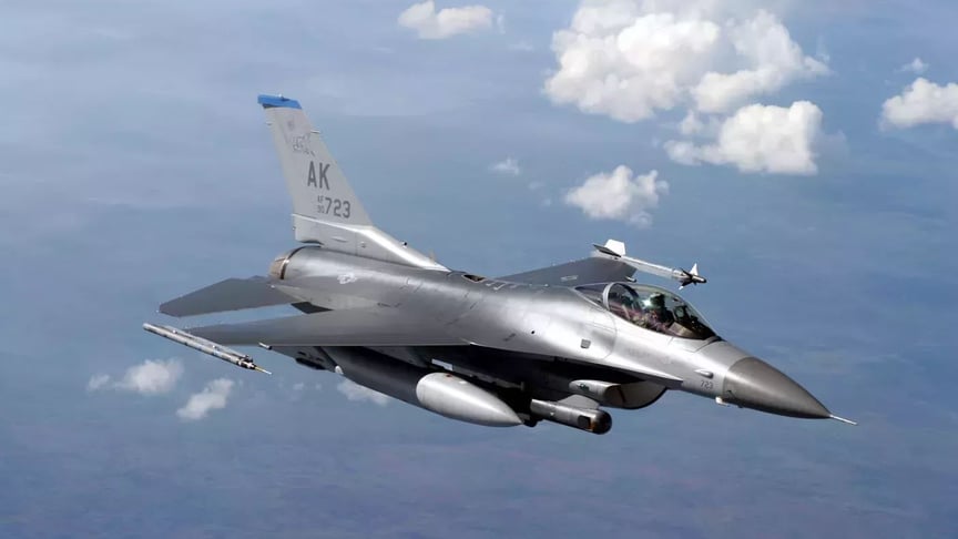 Винищувач F-16