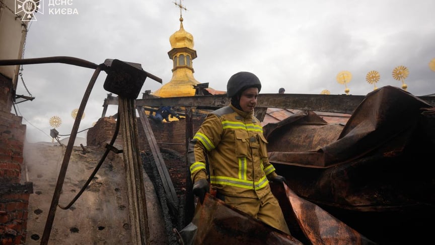 Успенський собор Києво-Печерської лаври, пошкоджений внаслідок російського удару