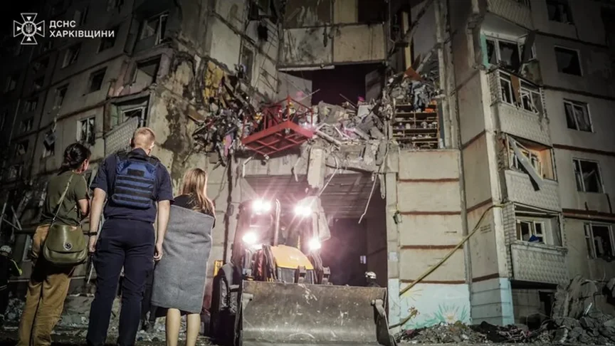 Ілюстративне фото. Пошкоджена внаслідок обстрілу багатоповерхівка у Харкові 24 вересня 2024 року