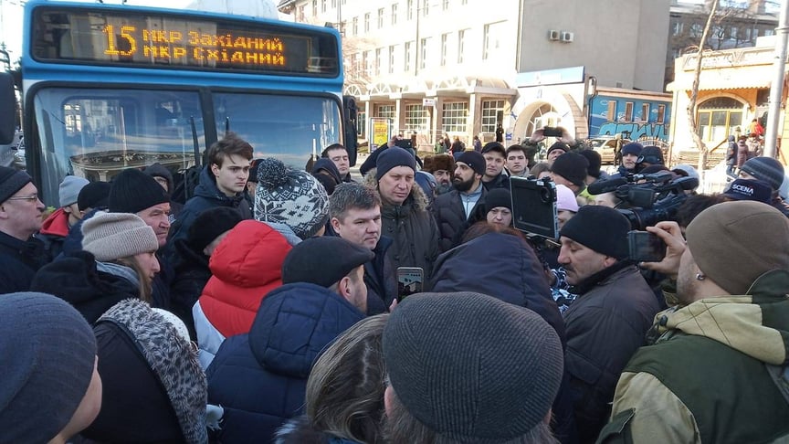 У Маріуполі відбулась акція протесту проти підвищення ціни на проїзд