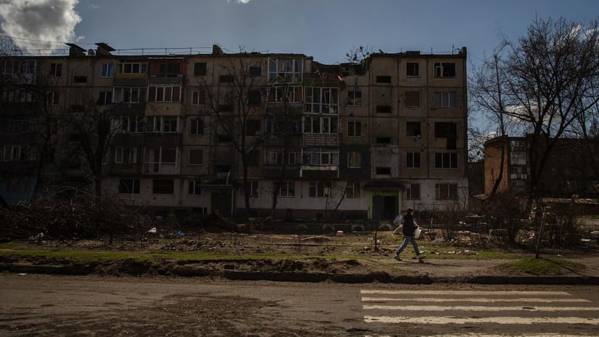 Zelensky administration vows over 53,000 apartments for IDPs in 2022