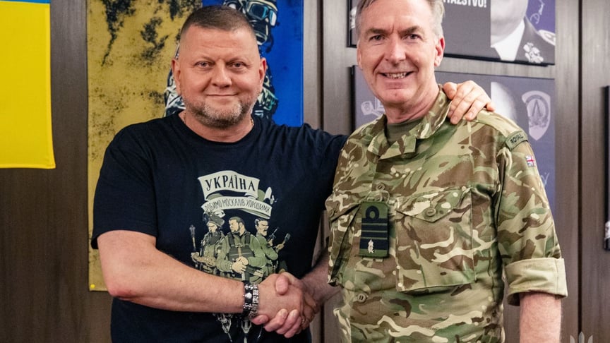 Валерій Залужний та Тоні Радакін
