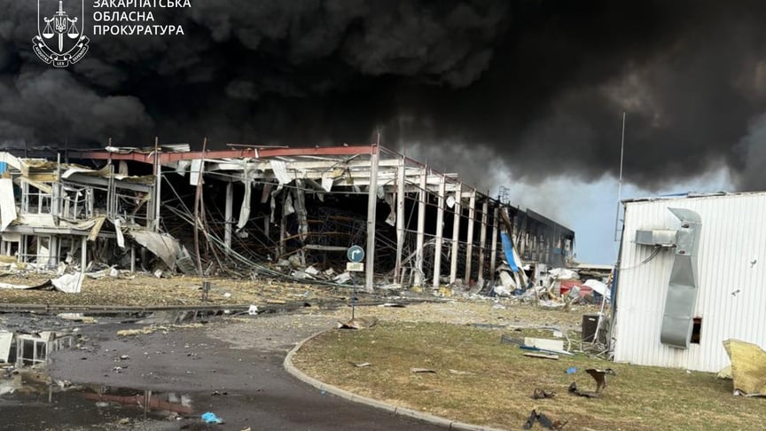 Пожар на предприятии в Мукачево в результате обстрела рф по состоянию на 21 августа 2025 года