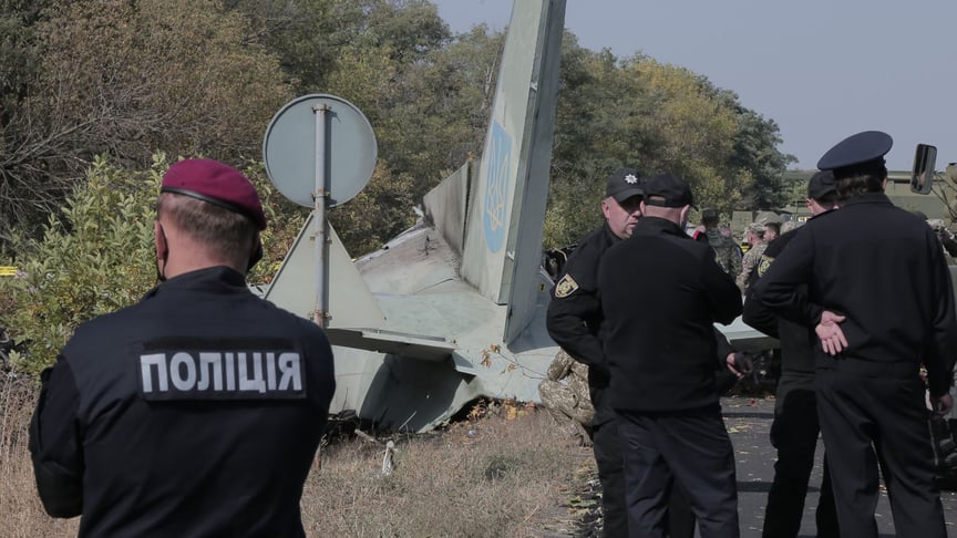 Зеленский поручил приостановить полеты на всех Ан-26 до выяснения обстоятельств трагедии в Харьковской области