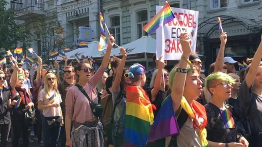 2,500 March To Support LGBTI Community in Ukraine
